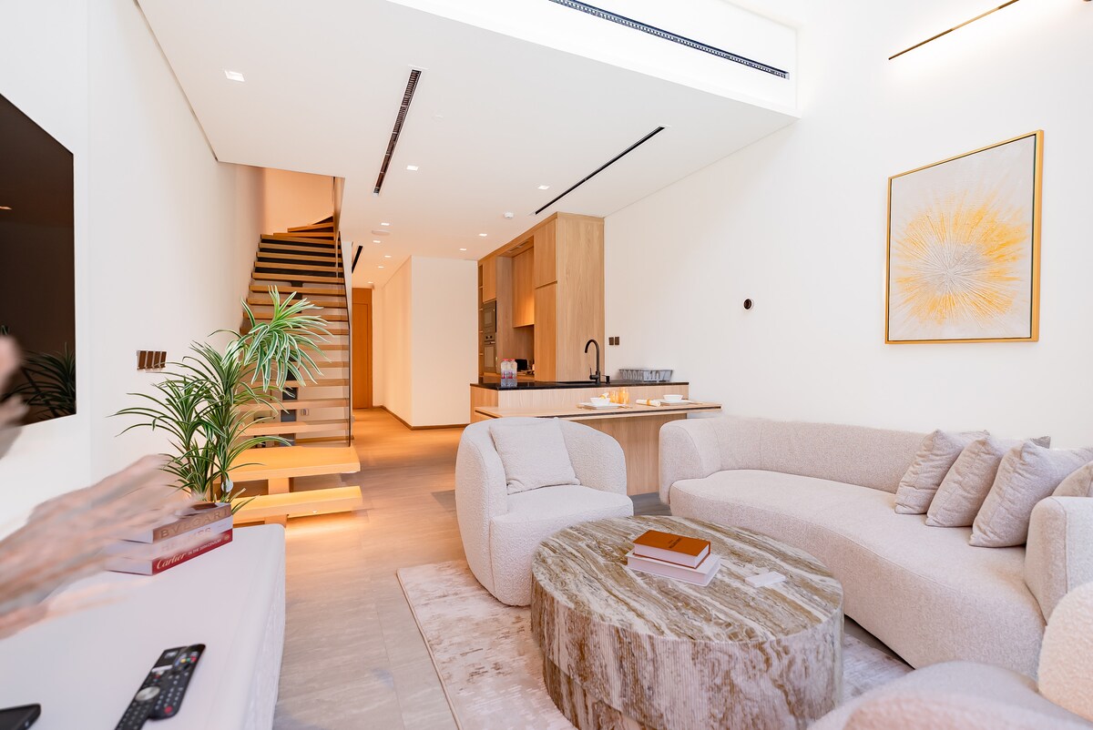 escape24-duplex-1br-with-pool-view-autograph-jvc-apartments-for