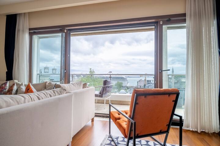 Bosphorus View – 3 Bedrooms – Central Location gallery image 2