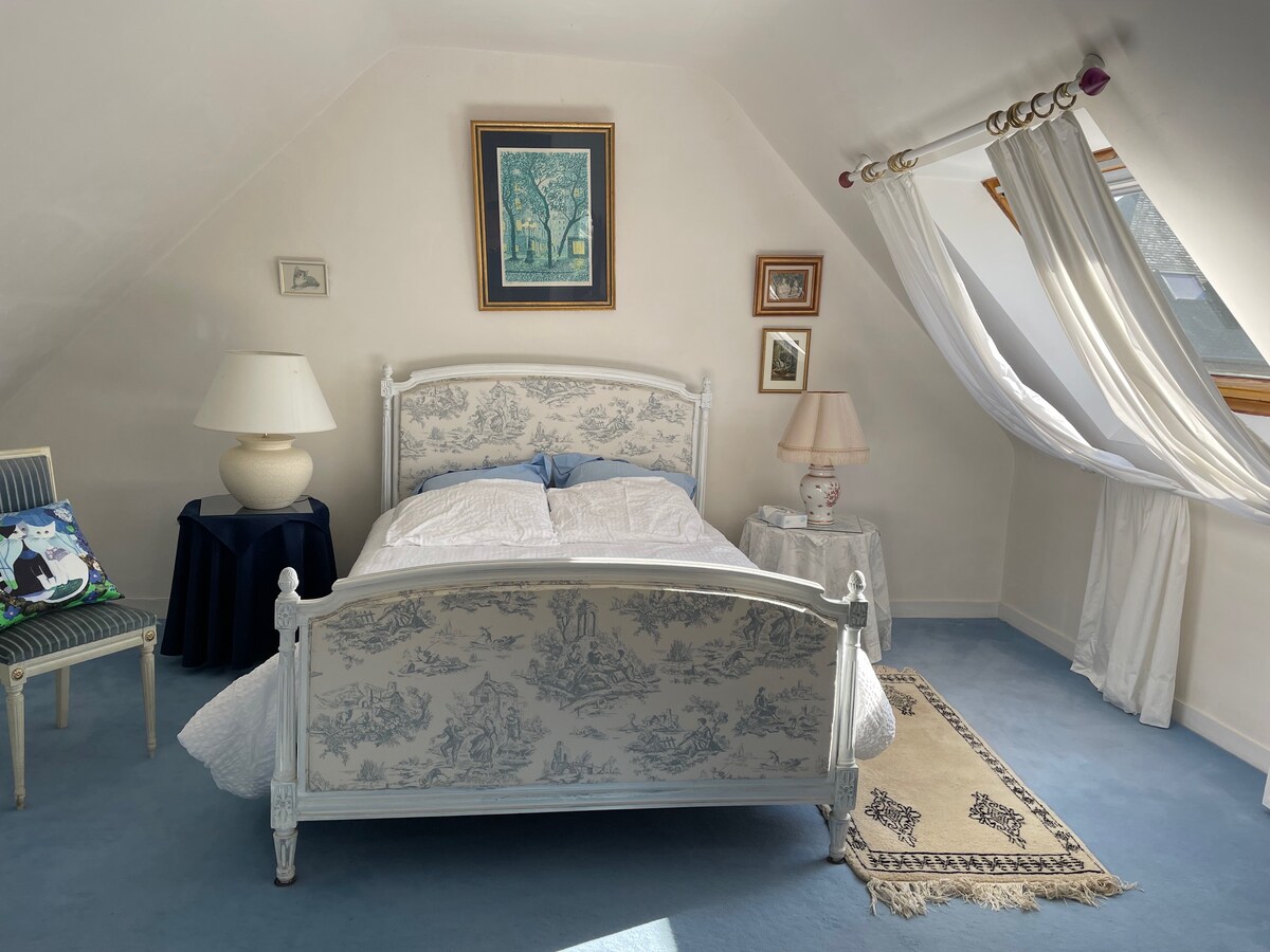 חדר שינה "כחול" מיטה אחת 140*190 ס"מ