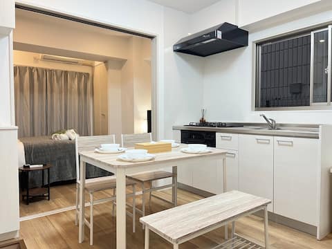 Ikebukuro area/5 minutes from the station/Convenient to Shinjuku and Shibuya 1F01/1 minute to conven