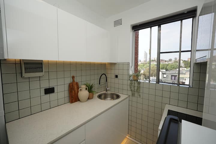 Ace Location:darlinghurst:private Studo-ac-balcony - Surry Hills