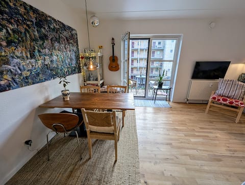 Top Airbnb: Centrally located in Aarhus, free parking, electric charger in Aarhus