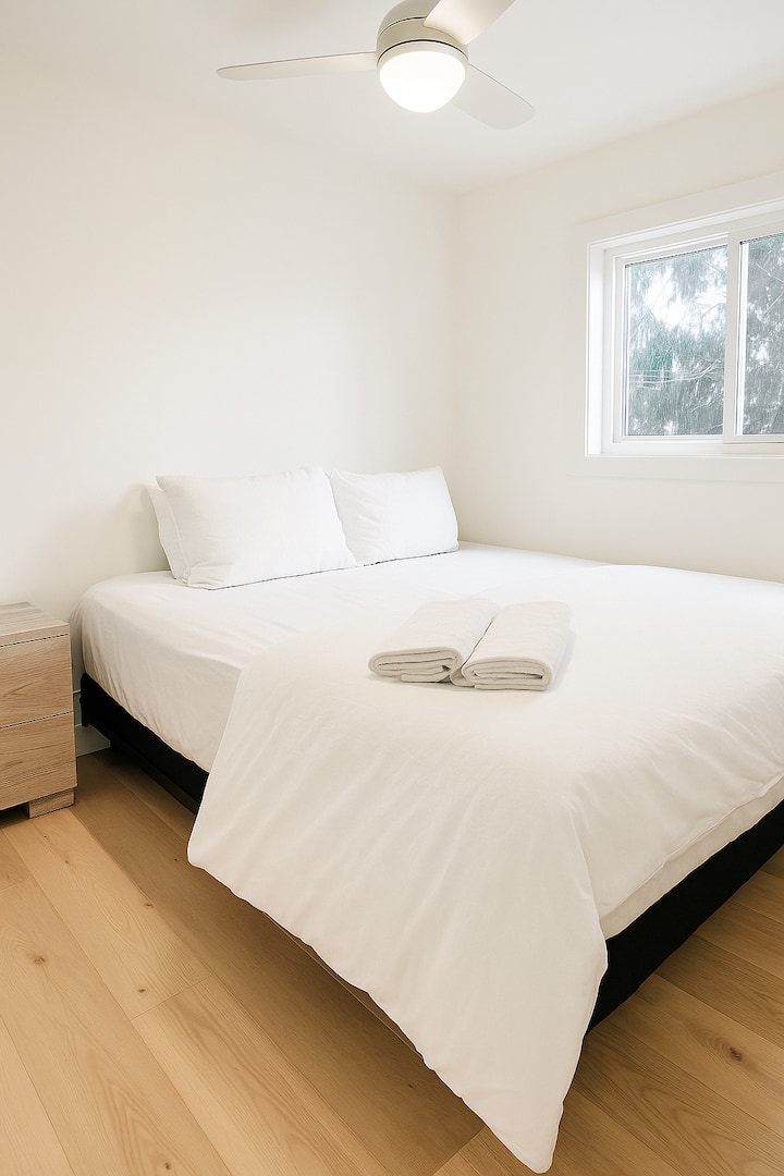 主卧# 1 -加大双人床