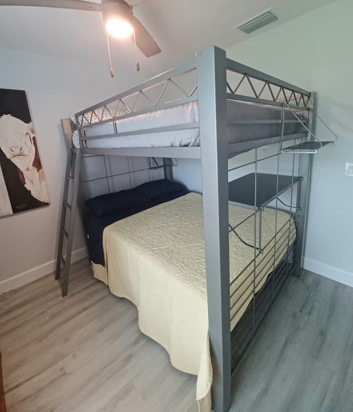 [Chambre n °3] Lits superposés