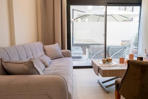 Successful Airbnb property: NiMar luxury city villa with jacuzzi in Δημοτική Ενότητα Ρόδου