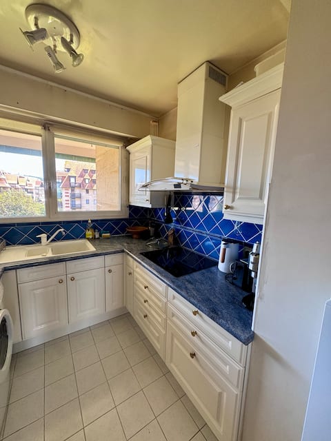 Popular Airbnb listing: Deauville - beautiful apartment with sea view in Tourgéville