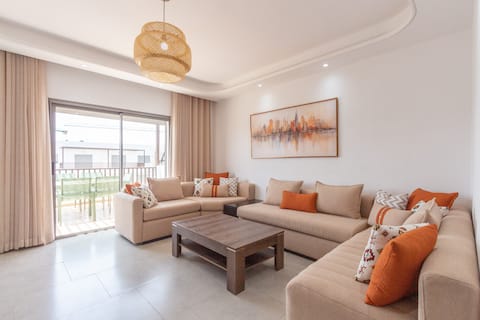 Quiet residence with pool