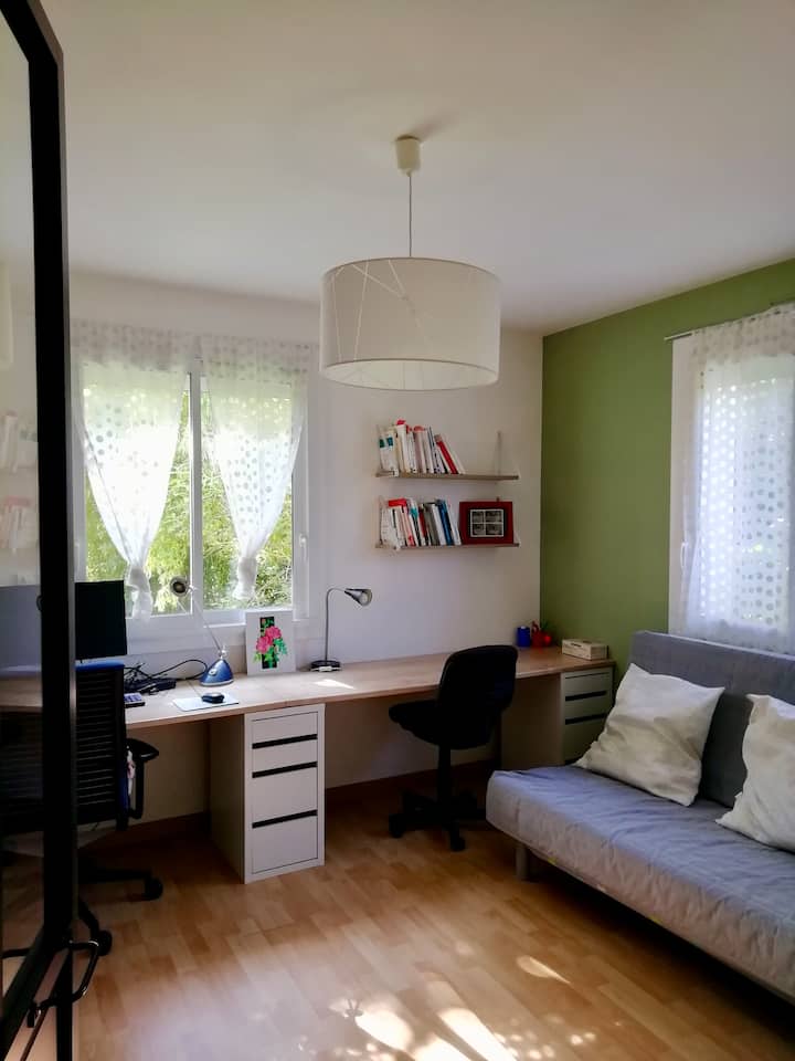 საძინებელი 4