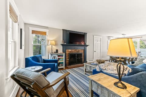 Top Airbnb: Spacious Chatham 4BR, Dog OK + Deck + Sleeps 10 in East Harwich