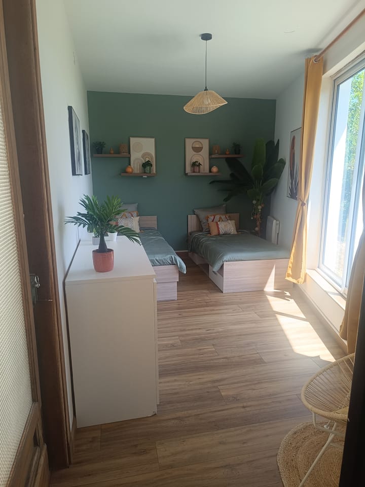 საძინებელი 2