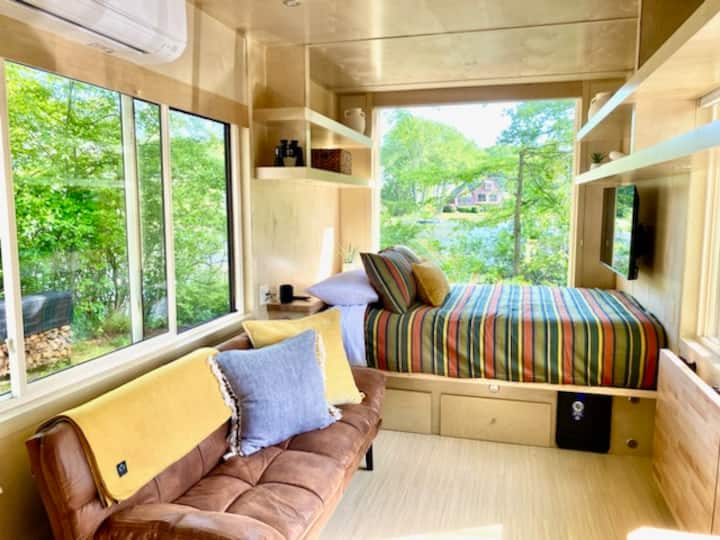 Water's Edge Tiny House Retreat - Old Lyme, CT