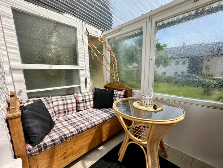 Apartment + Tiny Winter Garden Near Festspielhaus - Bayreuth