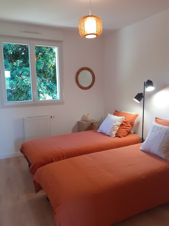 غرفة النوم 2