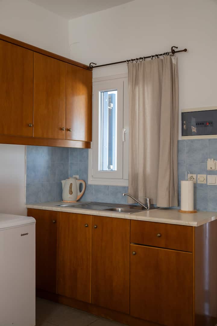 Tango Studios Antiparos Three - Antiparos