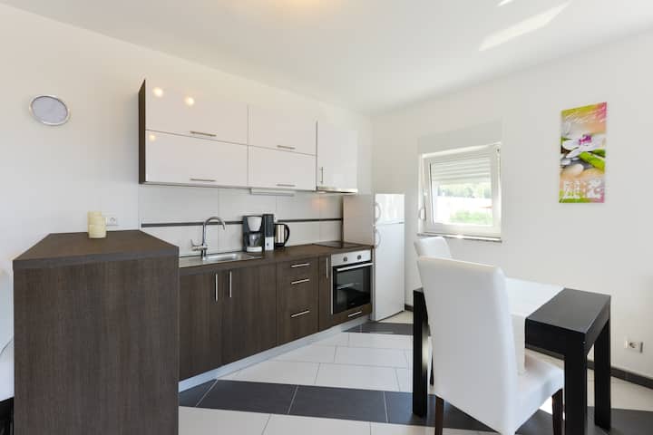 Apartment Nähe Zadar Mit Beheiztem Pool & Balkon - Bibinje