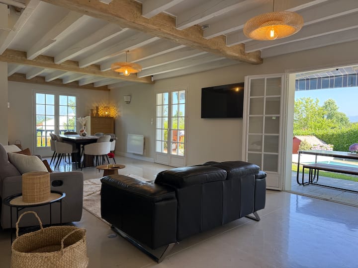 Villa Basque Climatisée Avec Piscine Chauffée - Bidart