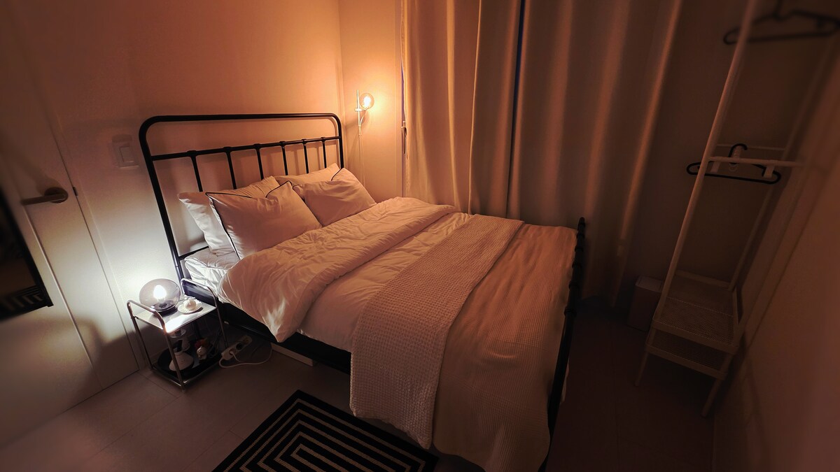 Esta es una cama de tamaño 1500*2000.