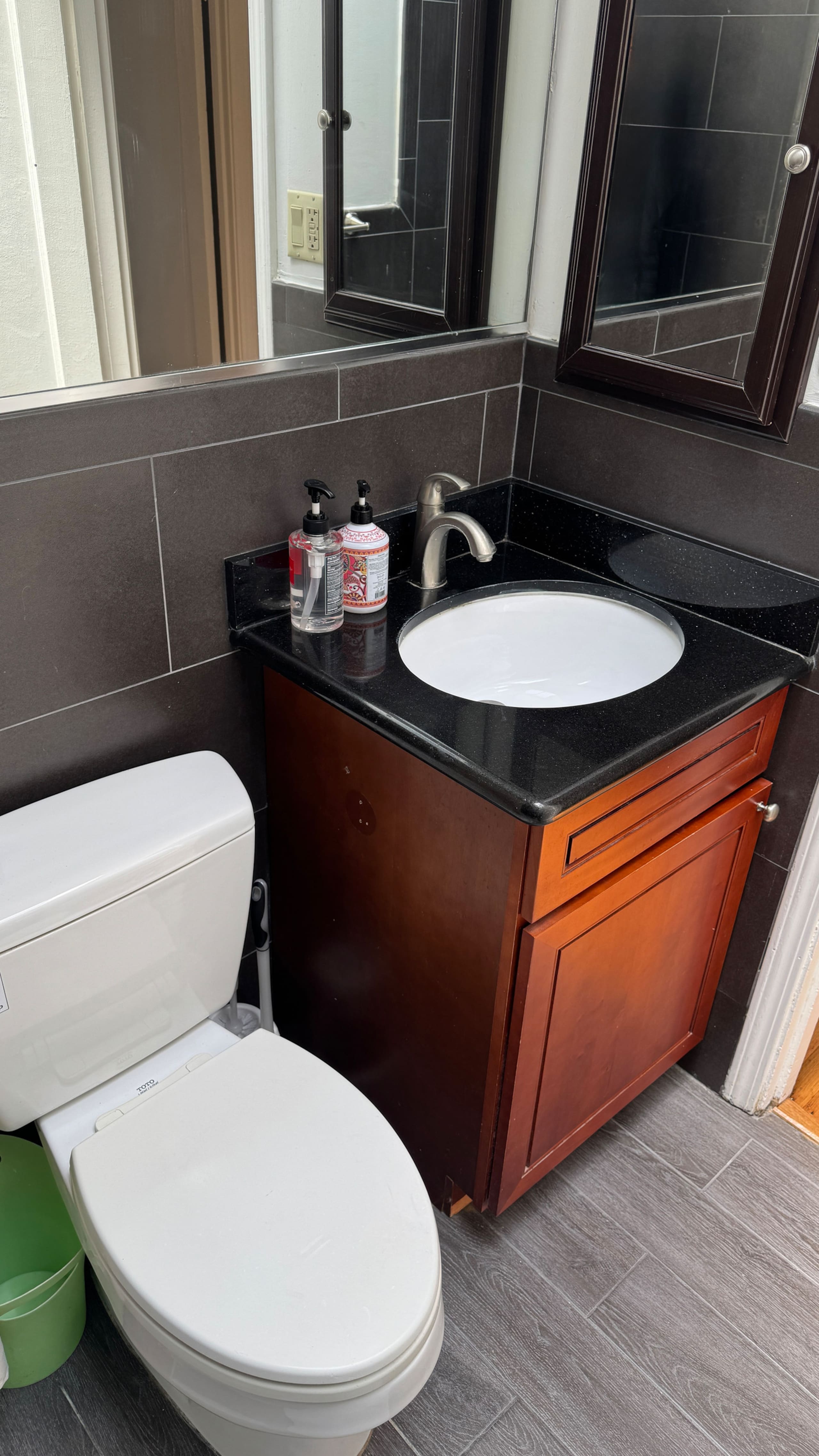 Home in San Francisco · ★4.85 · 2 bedrooms · 3 beds · 1 bath - Image 14