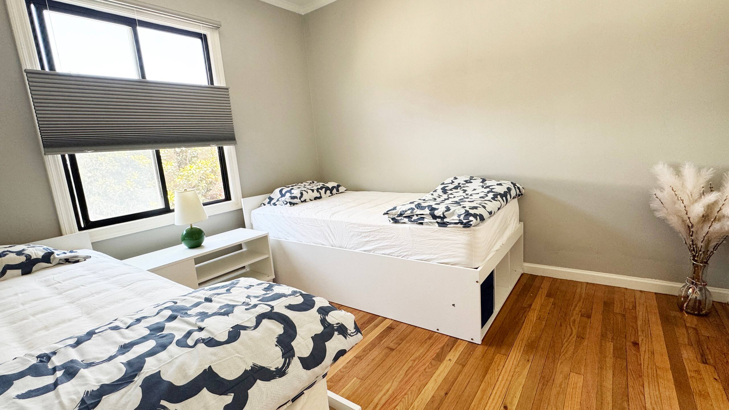 Home in San Francisco · ★4.85 · 2 bedrooms · 3 beds · 1 bath - Image 11
