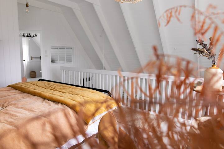 The Reads Freycinet – Water Front Property gallery image 5