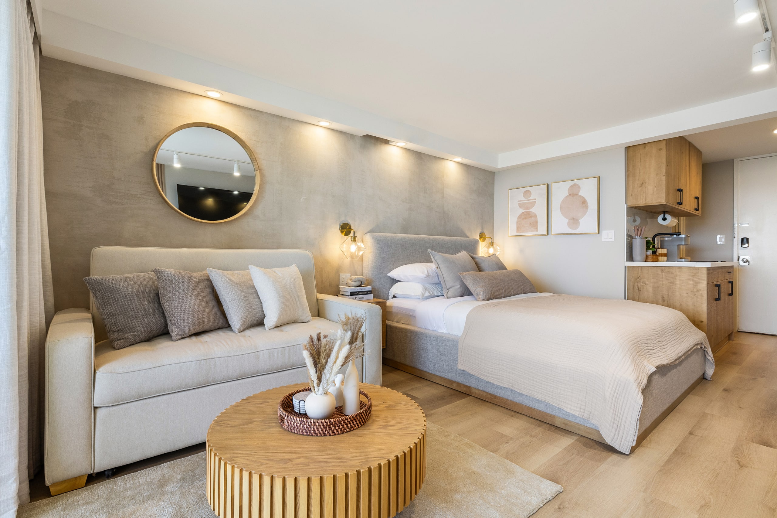 Island Luxe Retreat – Waikiki Ocean Escape - Image 41