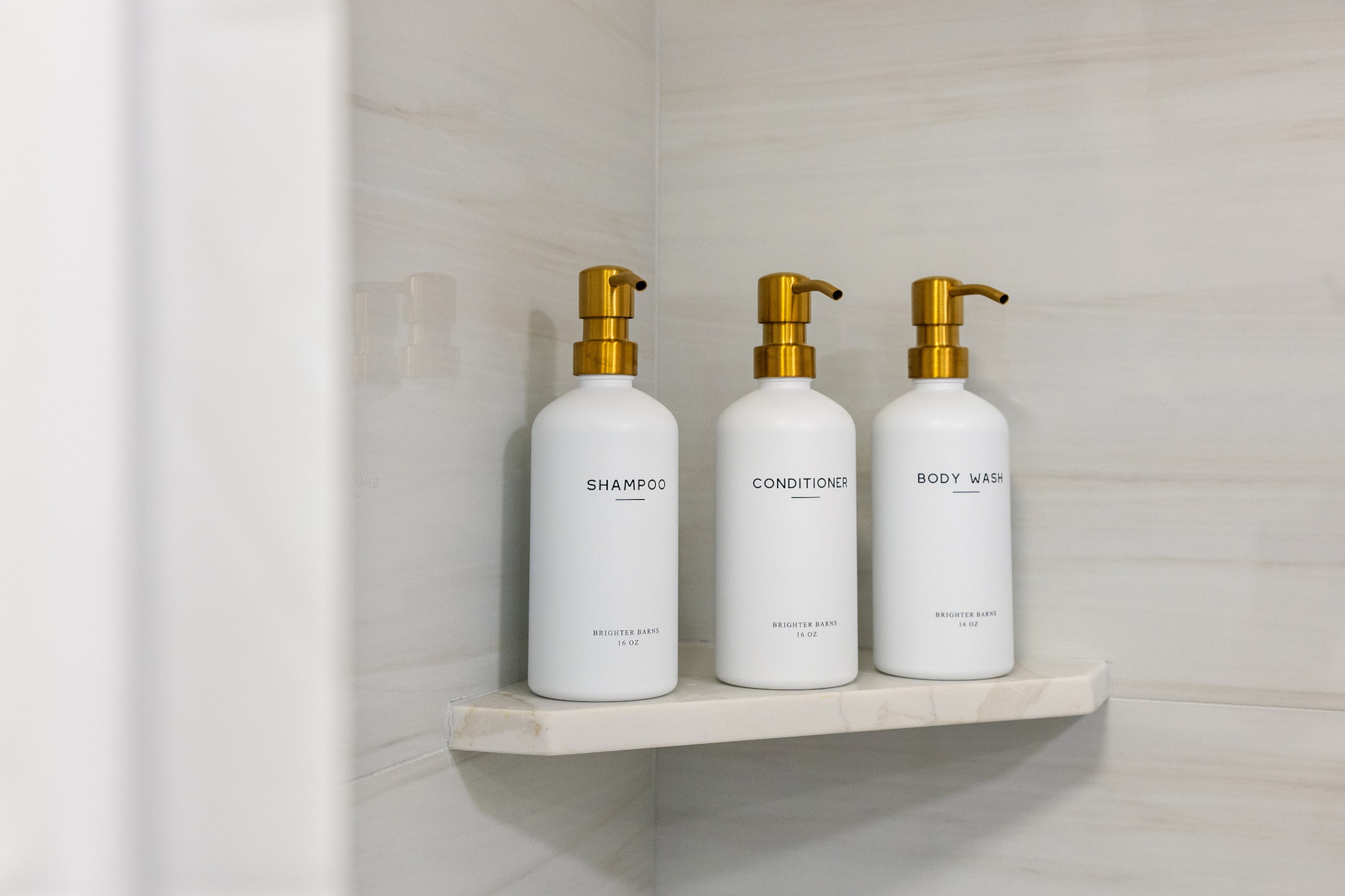 Island Luxe Retreat – Waikiki Ocean Escape - Image 15