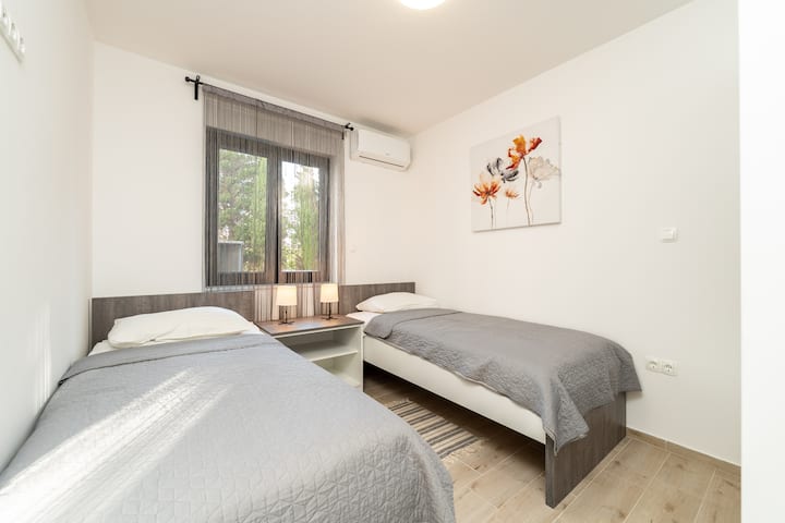 Спална соба 2