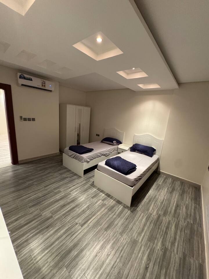 غرفة النوم 2