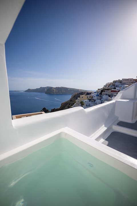 Superior Cave Suite, Hot Tub, Caldera View, 3Domes