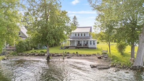 Lake Champlain Luxe | Cozy, Classy & on the Water