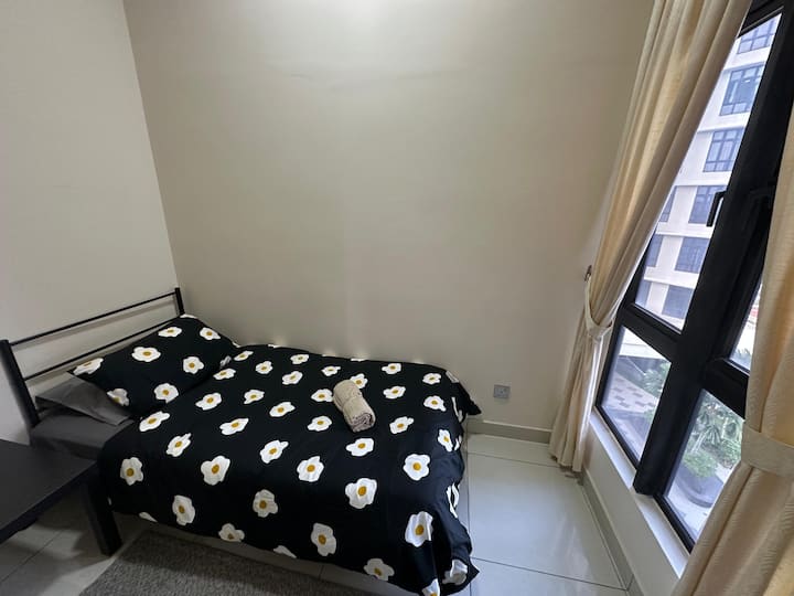 غرفة النوم 2