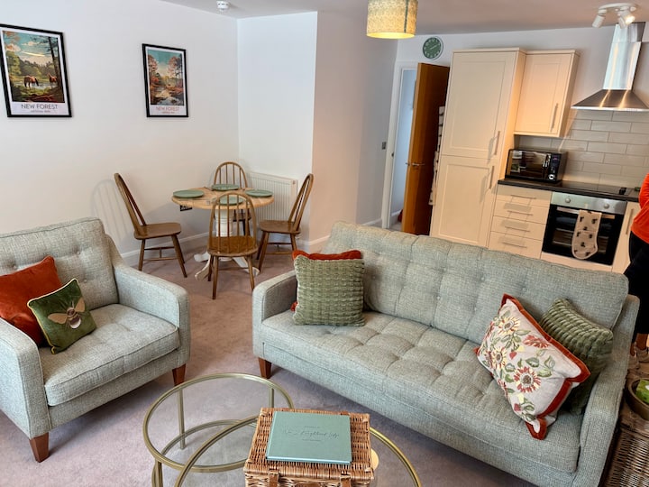 2 Bedroom, Lyndhurst Apartment, New Forest - Lyndhurst, UK