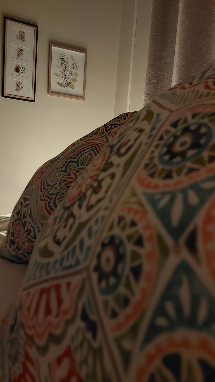 Ambienti i dhomës së gjumit