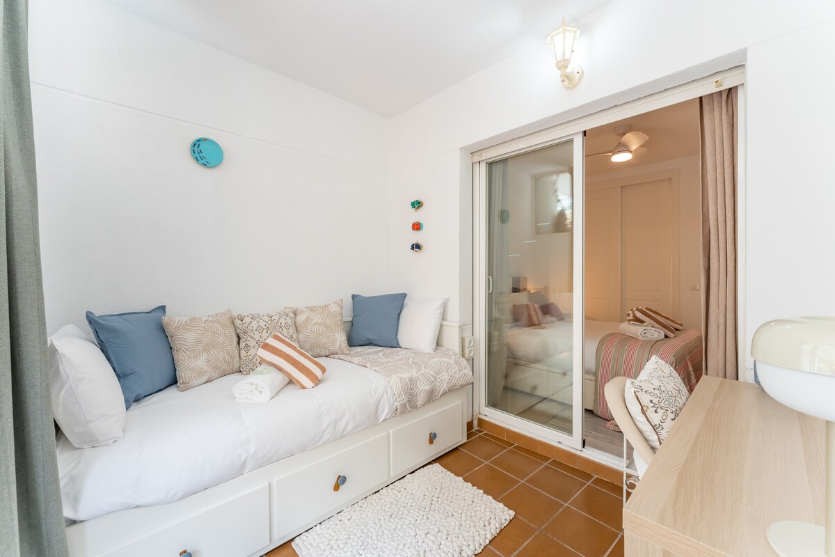 החלל הזה אידיאלי לאדם נוסף או מושלם לחלל לימוד פרטי. 