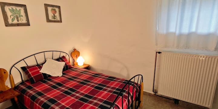 Bedroom 3: This is a smaller double room located on the ground floor, featuring a sink. It is on a separate floor from the other rooms, offering more privacy, which makes it a popular choice for event organizers.