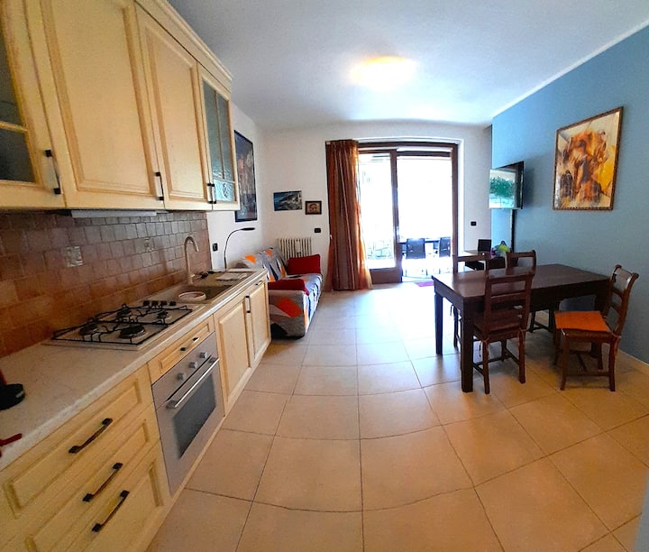 House Sunny Terrace, Garden & Pool, Garage - Colico