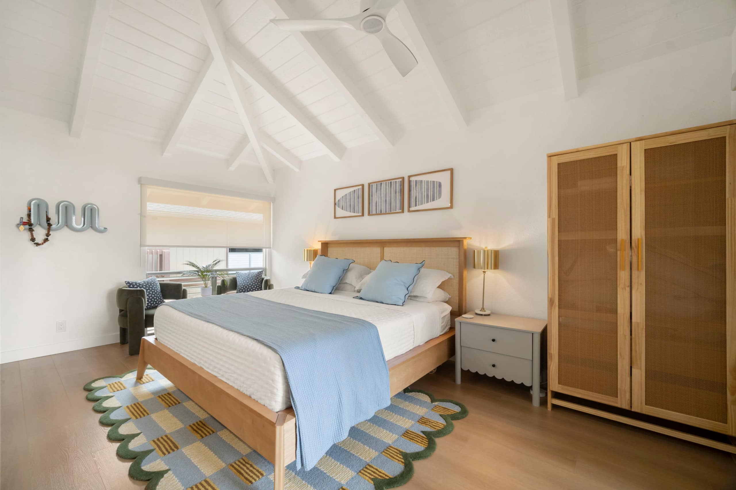 Designer Island Studio | AC + Private Patio - Image 8