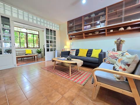 Latphrao Link • Entire 4BR House • MRT 700m