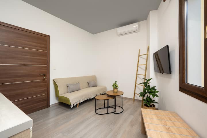 Mulberry Apartments -201 - Rhodes