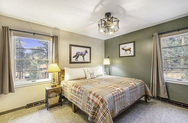 Chumba cha kulala cha Mfalme kwenye ghorofa kuu