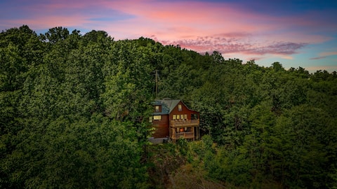 The Valley Roost cabin in Sevierville - Photo 3