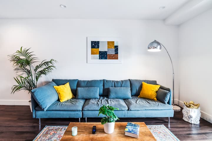 Your Hollywood Home | Near Hollywood Walk Of Fame - Beverly Hills, CA