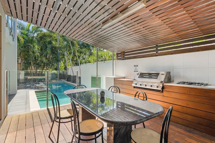 4 Ensuites|Patio Pool BBQ Billiards Media Room