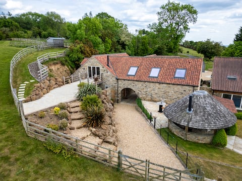 The Hideaway with Private Pool and Stunning Views