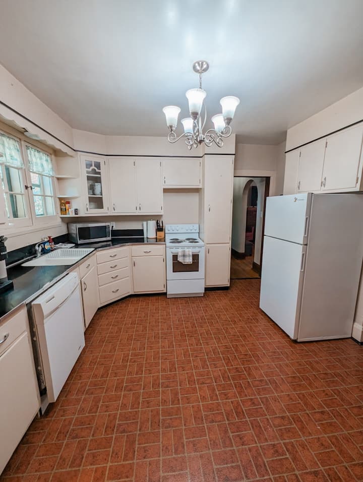 The Fairytale House - Chatham-Kent
