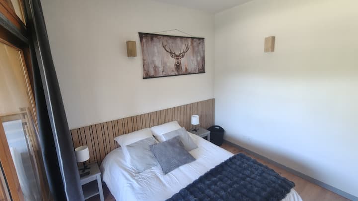 საძინებელი 1