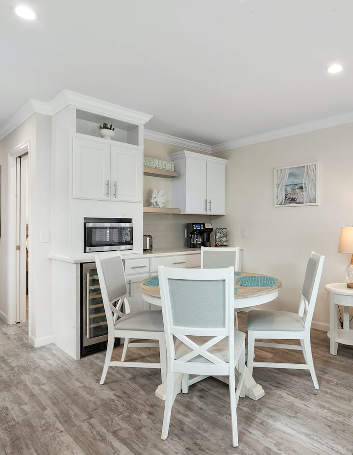 The Sand & Surf Oasis Of Jensen Beach Raised Home - Stuart, FL