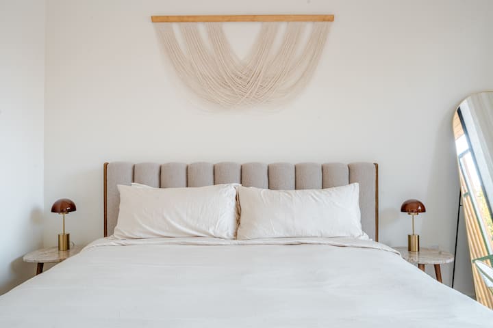 Dormitori principal llit «king size»