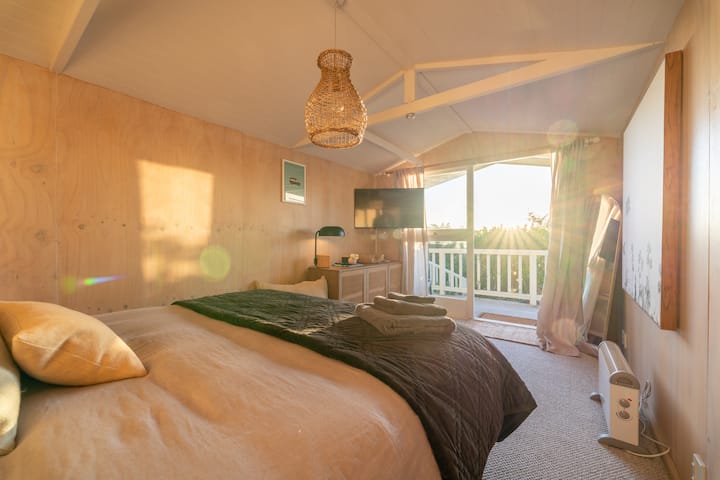 საძინებელი 3