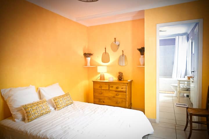 غرفة النوم 1